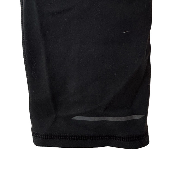 ATHLETA Reflective Running Capris - Picture 9 of 10